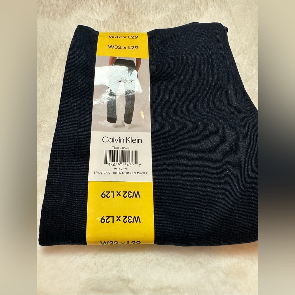 Calvin Klein Men's Navy Straight Jeans - Picture 10 of 10